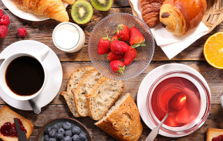 La colazione è il pasto più importante della giornata? Storia, benefici per la salute, cibi da consumare e benefici per la salute