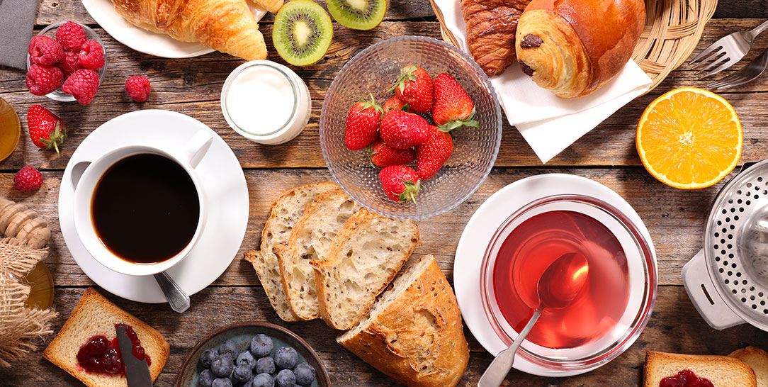 La colazione è il pasto più importante della giornata? Storia, benefici per la salute, cibi da consumare e benefici per la salute