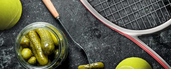 Succo di sottaceti per il trattamento dei crampi muscolari: funziona davvero?